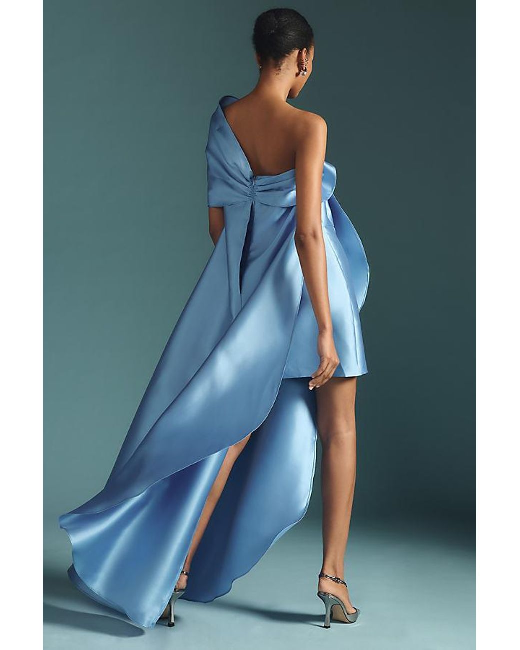 hutch one-shoulder bow train dress Hutch One Shoulder Bow Train Dress