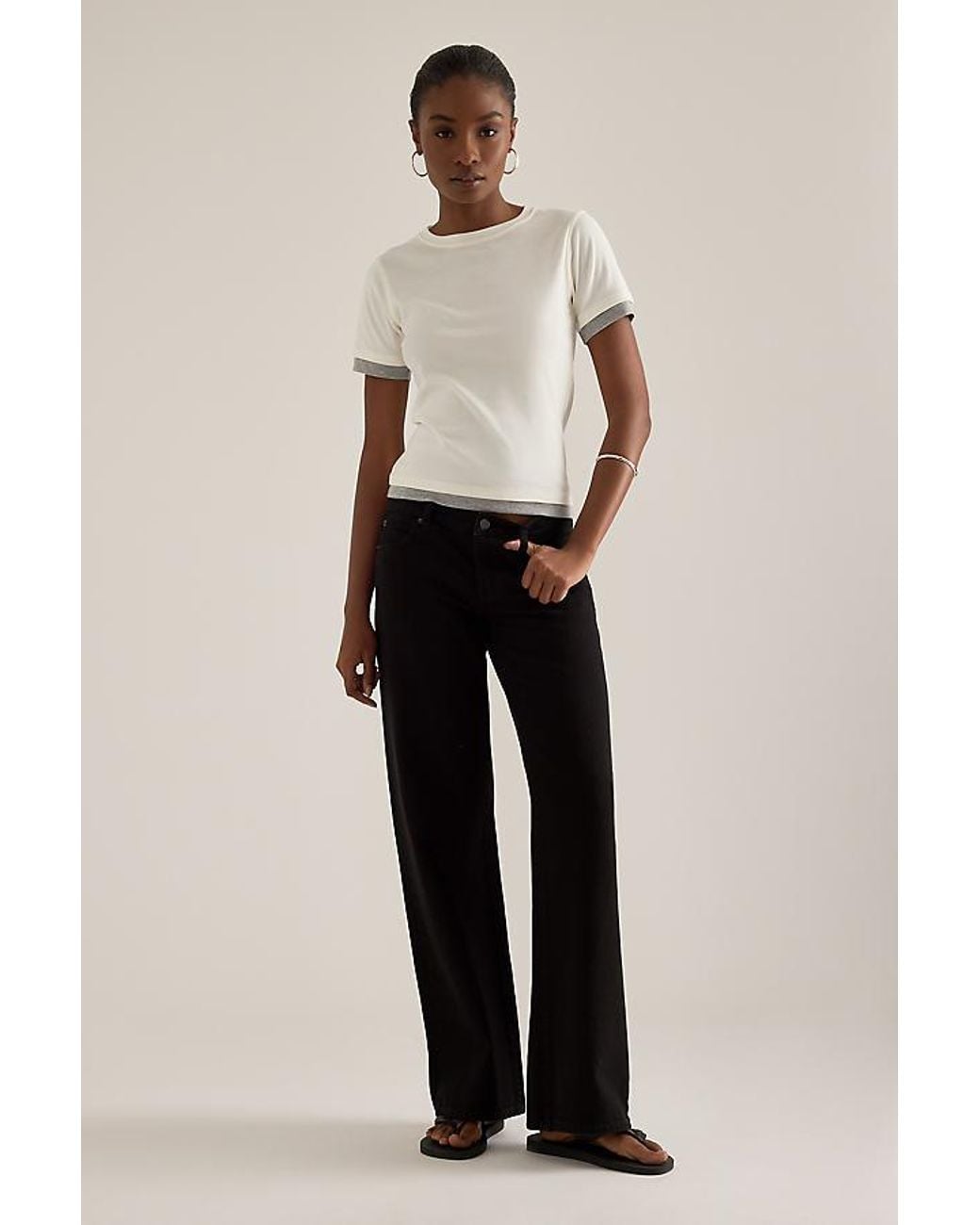FRAME Natural The Low-Rise Wide-Leg Jeans