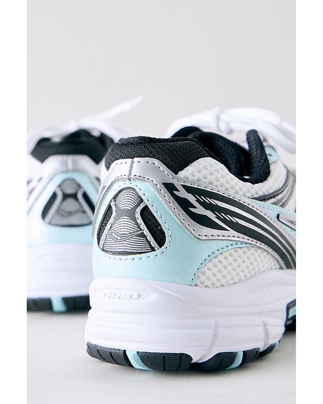 Saucony Metallic Grid Legacy Trainers