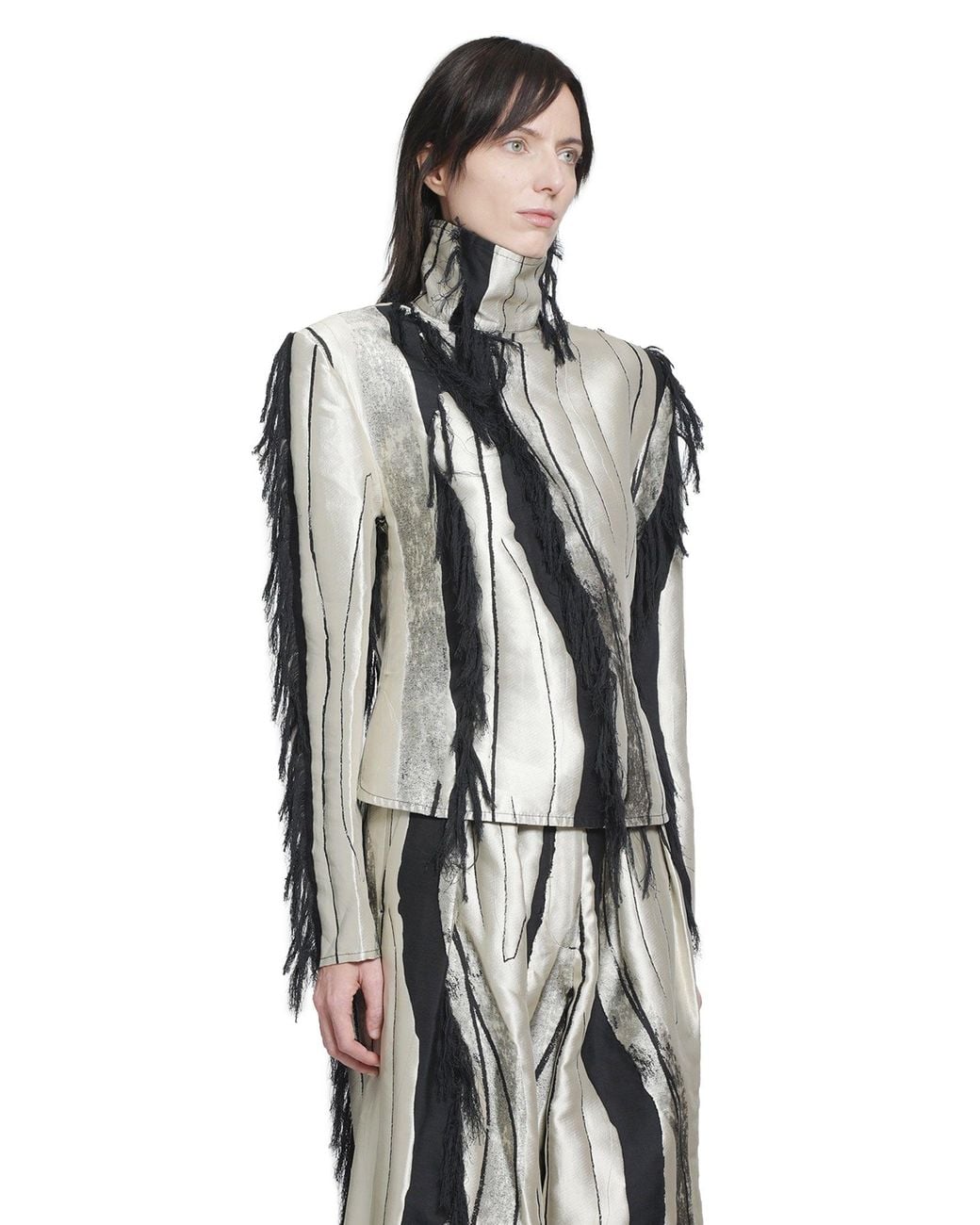 SEBBIE Gray Iris Top