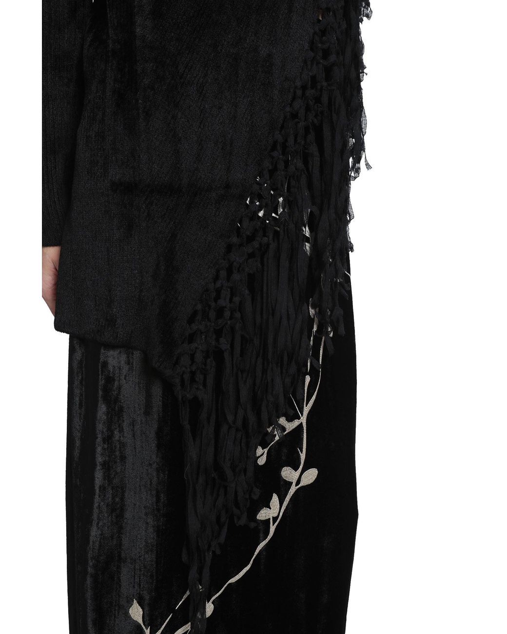 YA YI Black Mantra Fringe Turtleneck Sweater