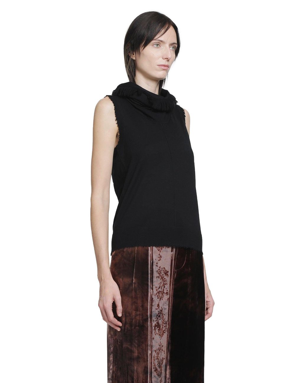 YA YI Black Runa Wool Vest