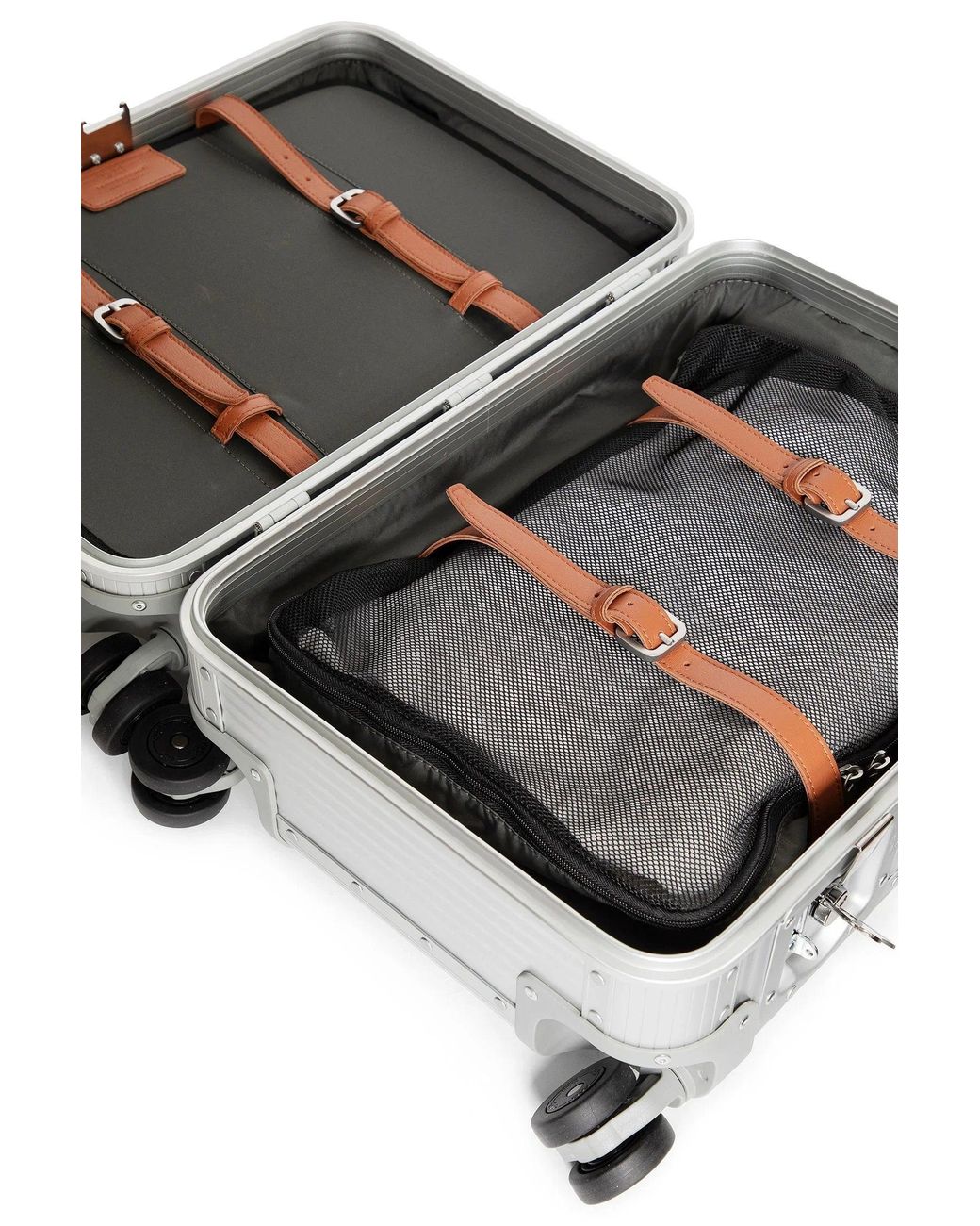 Fpm White Bank Spinner 53 Suitcase for men