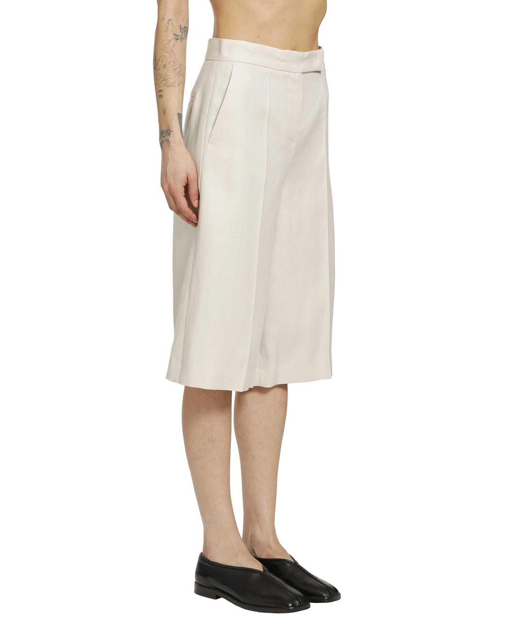 Max Mara Natural Linen Bermuda Shorts