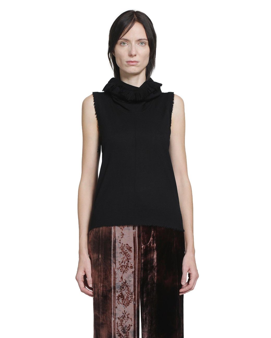 YA YI Black Runa Wool Vest