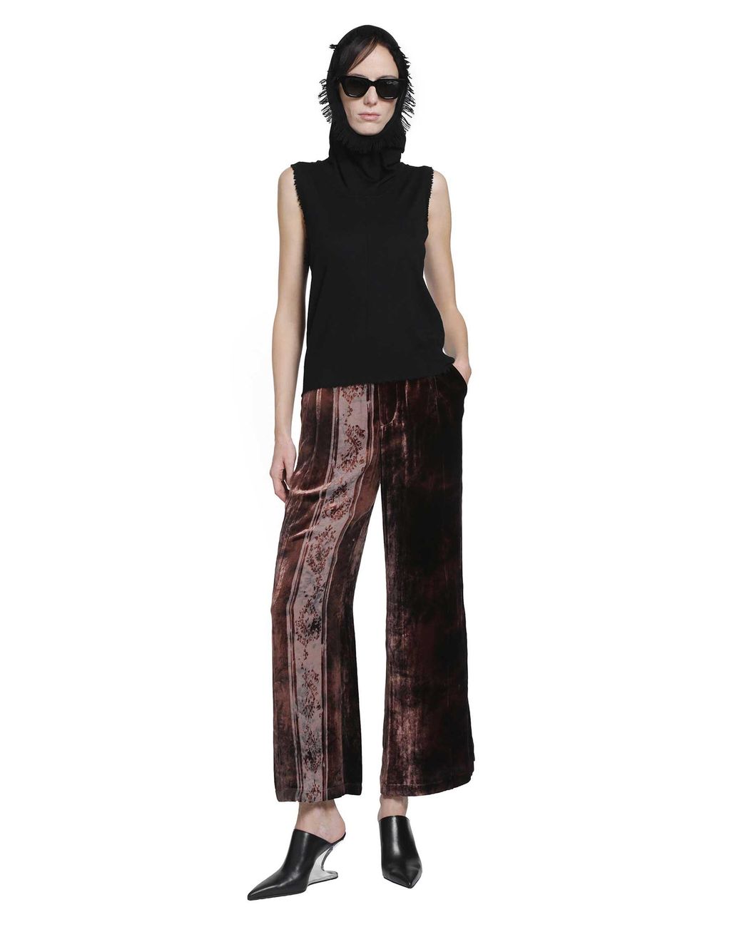 YA YI Black Runa Wool Vest