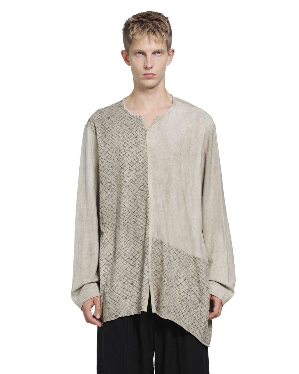 Ziggy Chen Gray Screen Print V-Neck Long Sleeve T-Shirt for men