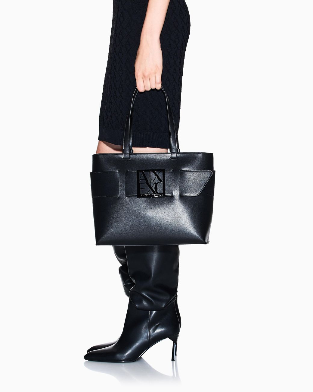 ARMANI EXCHANGE Black Structured Tote Bag With Front Logo And Double Handles