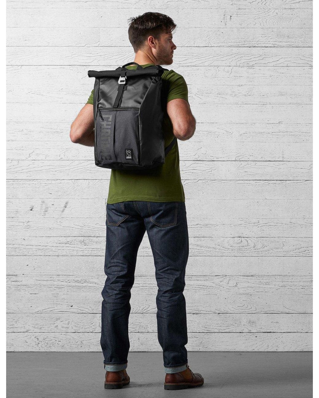 Chrome Industries Black Yalta 2.0 Backpack for men