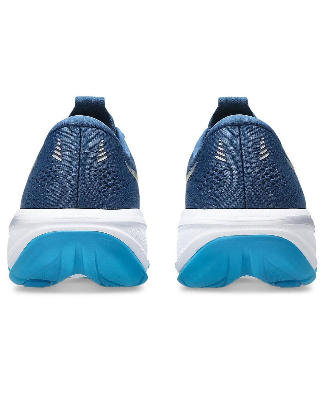 Asics Blue Gel-Cumulus 28 Running Shoes for men