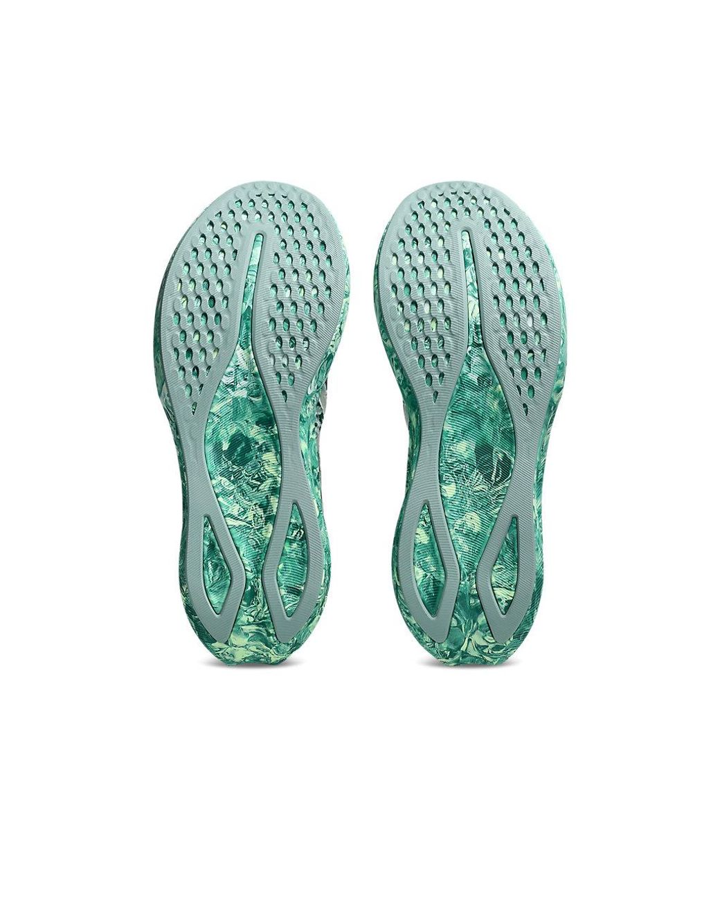 Asics Green Noosa Tri 16 for men