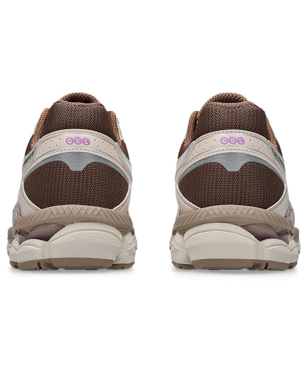 GEL-CUMULUS 16 Asics de color Brown