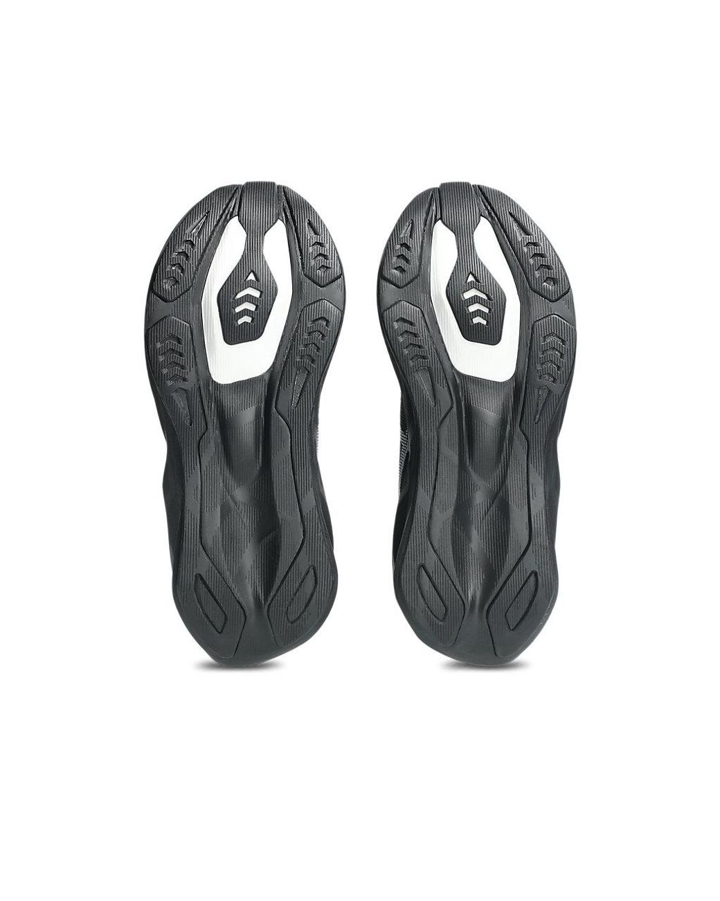 Asics Black Novablast 6