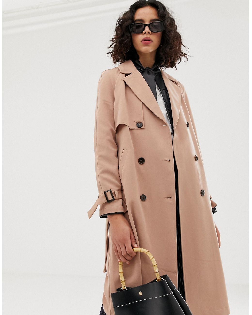 Detektiv Baglæns Saucer Vero Moda Fluid Trench Coat in Natural | Lyst