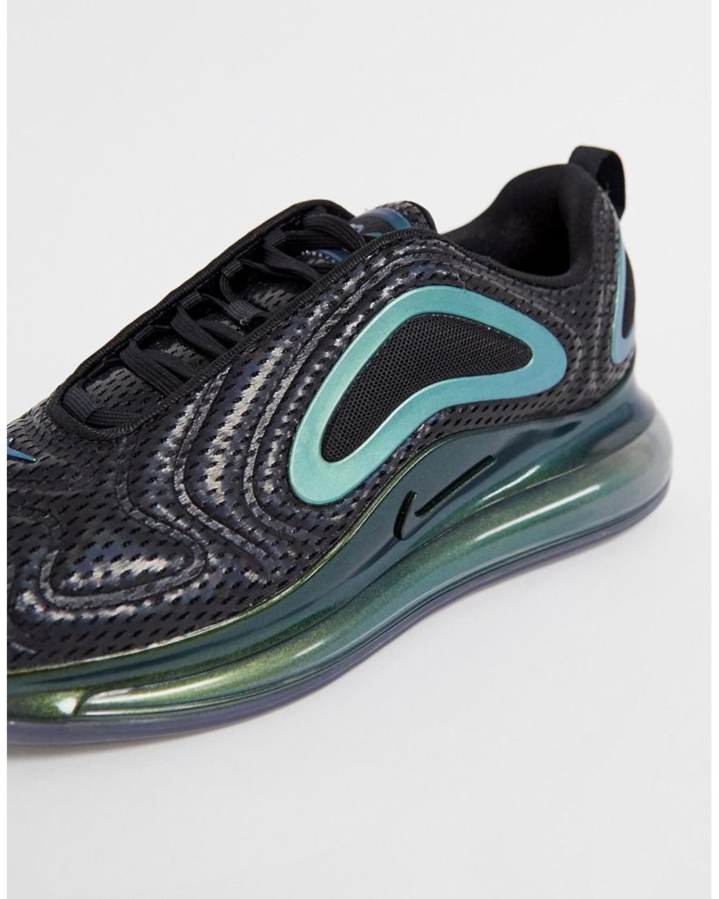 nike air max 720 iridescent trainers in black