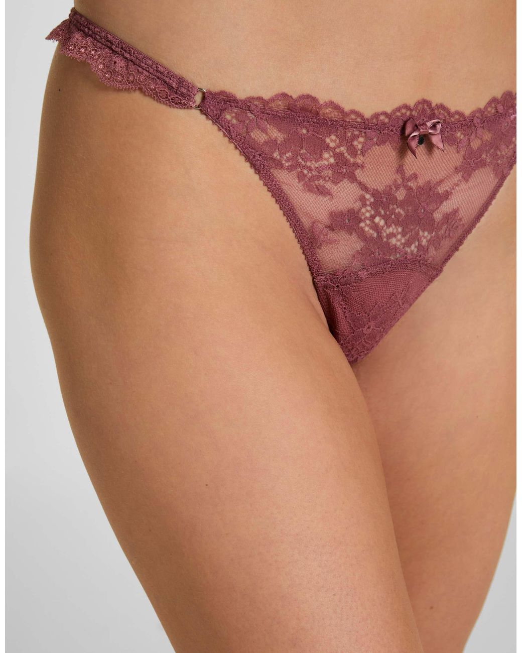 Naomi - string Hunkemöller en coloris Pink