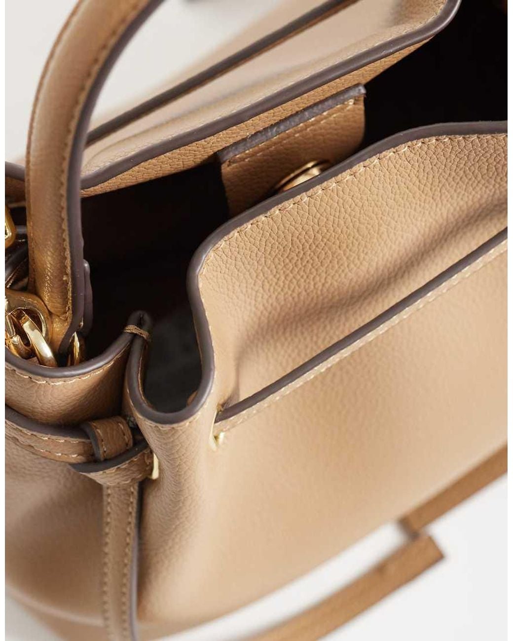 Borsa A Secchiello Morbida di Mango in Natural
