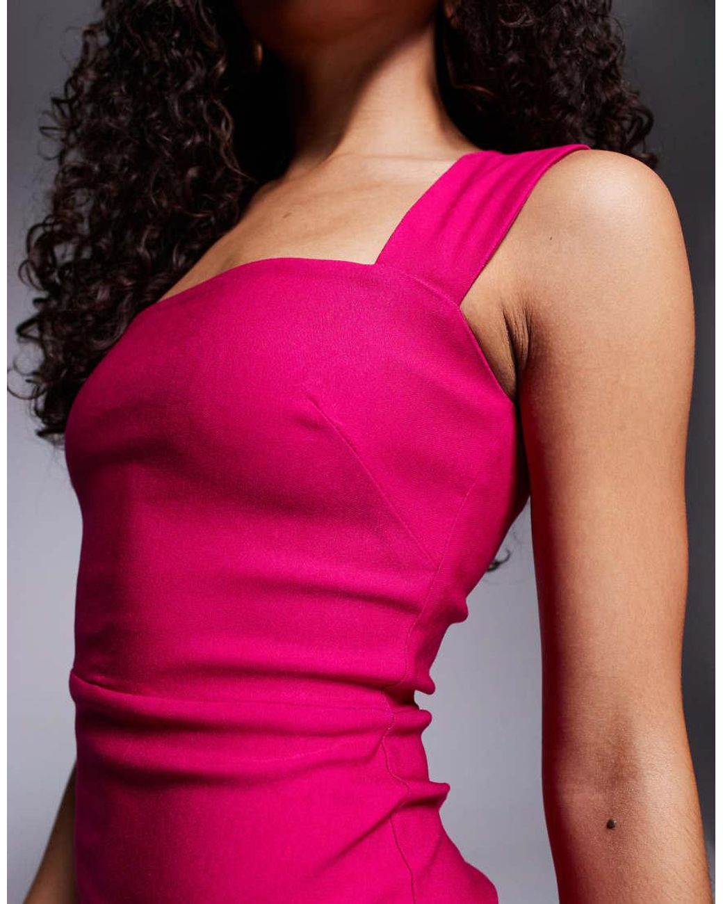 Vestido Semilargo Rosa Con Tirantes Anchos Y Cuello Cuadrado De Bengalina De Vesper Petite de color Pink