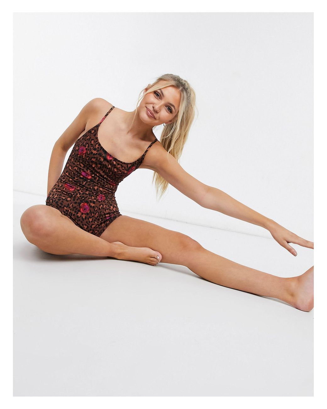 Onzie halter deals leotard