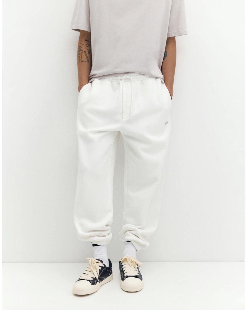 Pull&Bear Stwd jogger in White für Herren
