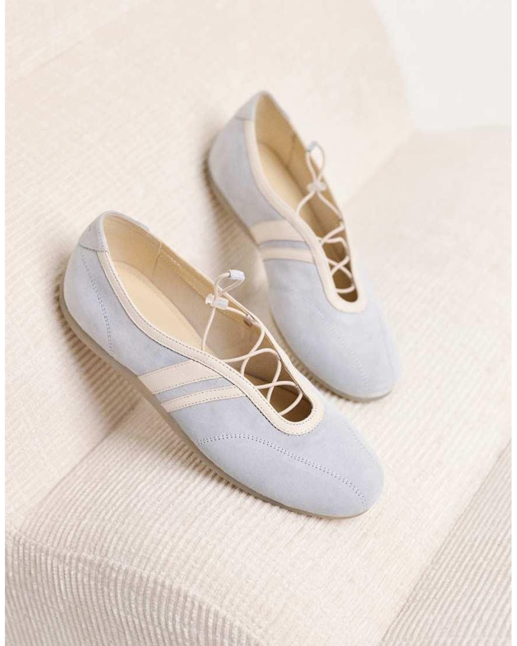Vagabond Natural Shoemakers Hollie Suede Lace Up Ballet Flats