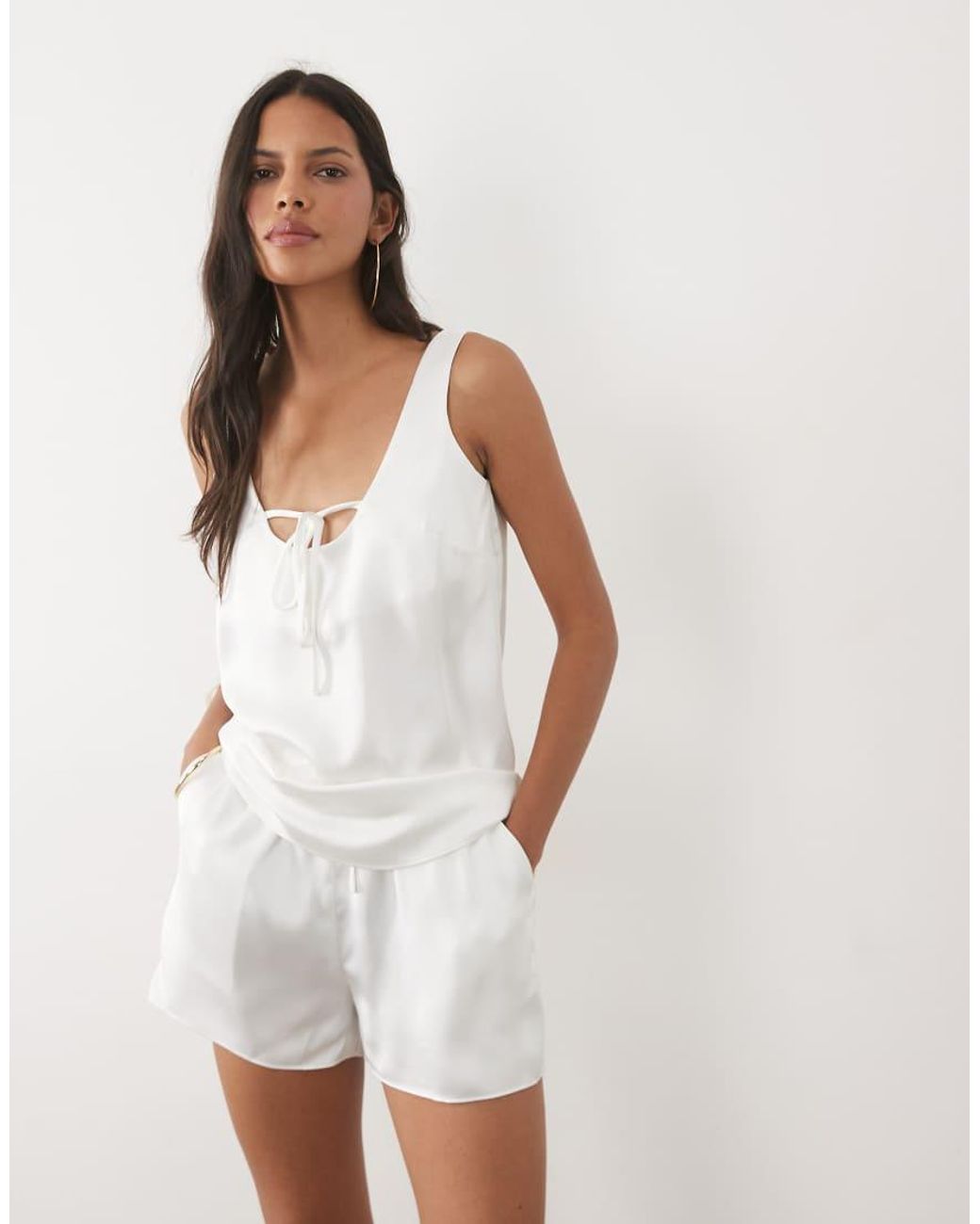 4th & Reckless Natural Satin Elasticated Waist Shorts