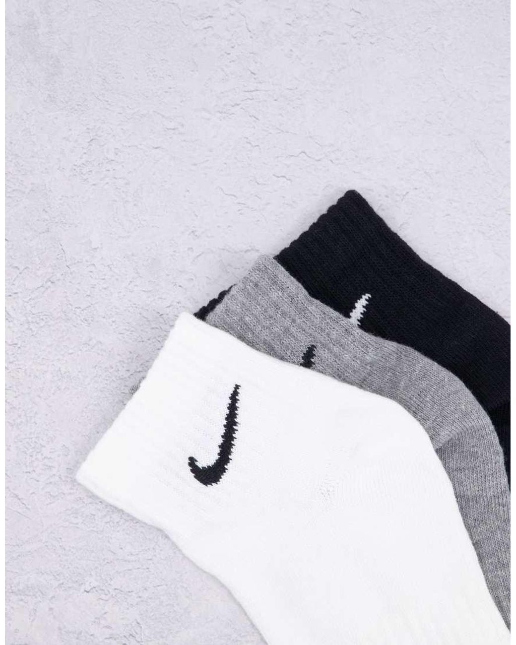 Pack De 3 Pares De Calcetines Tobilleros De Varios Colores Everyday Lightweight De Nike de color Multicolor