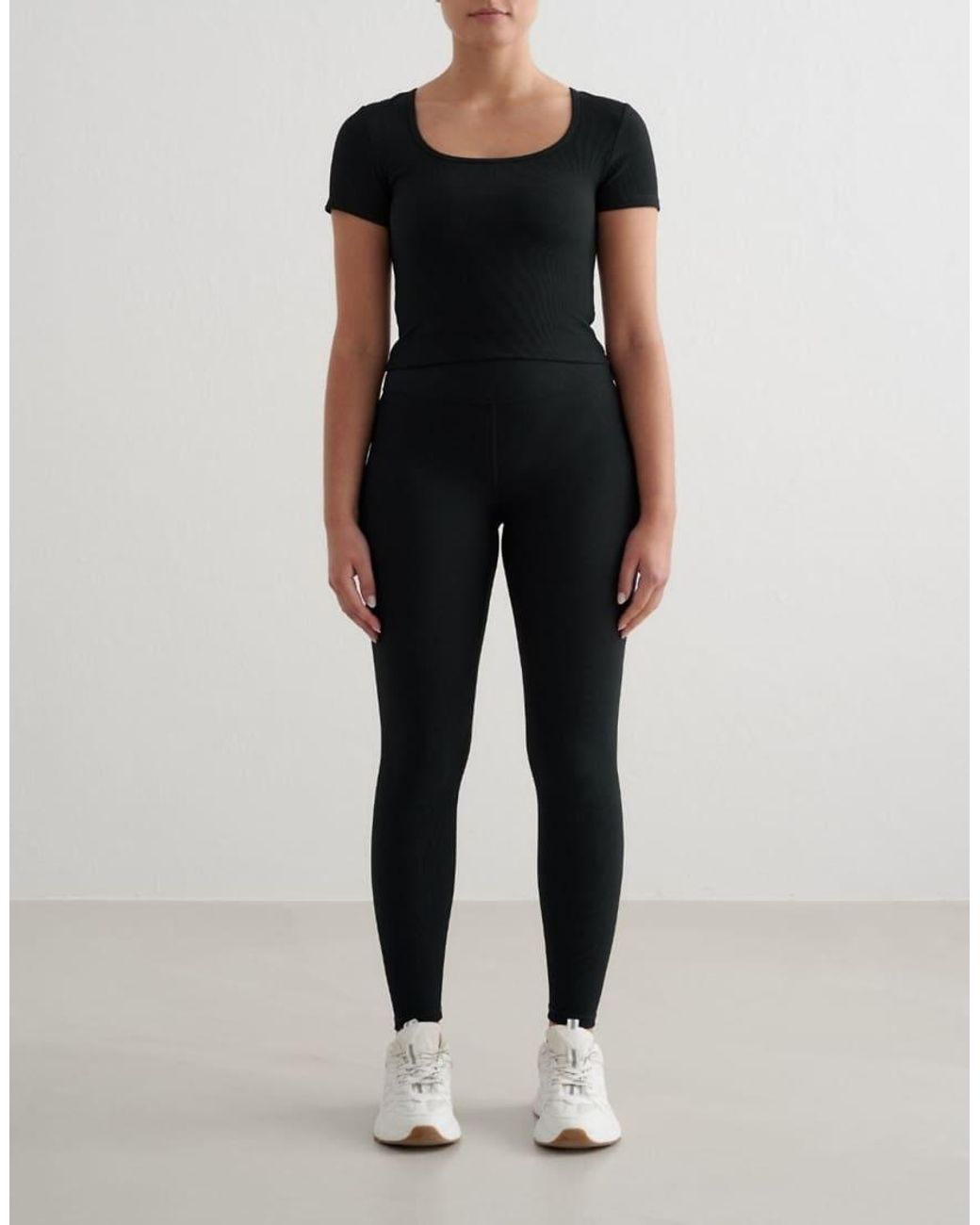 Aim'n Black Ribbed Performance Short Sleeve