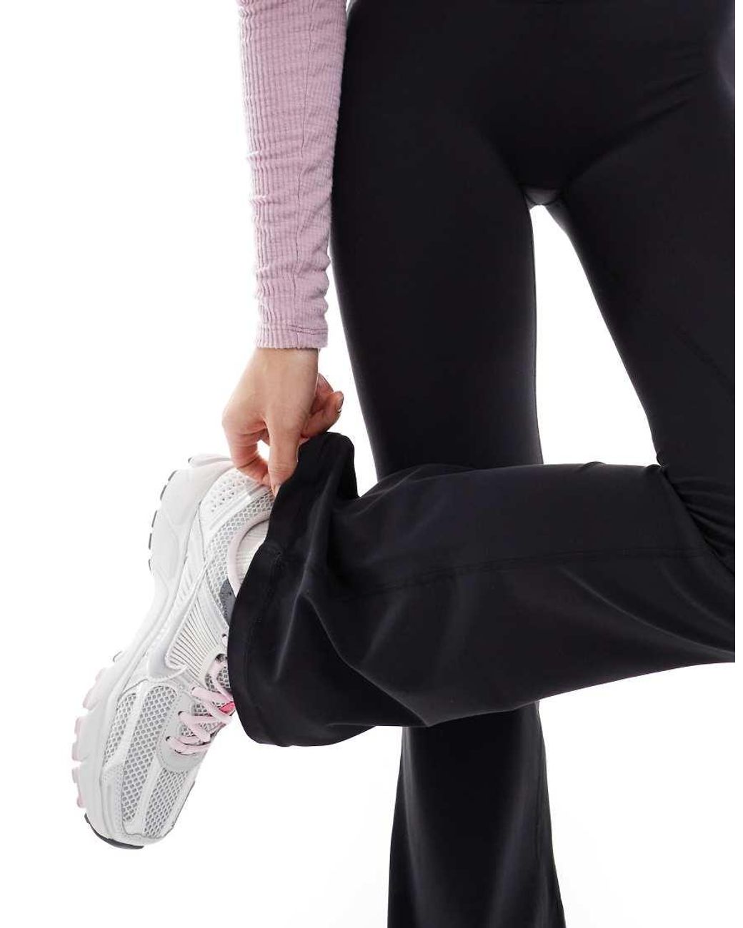 agon® Black Flared Leggings