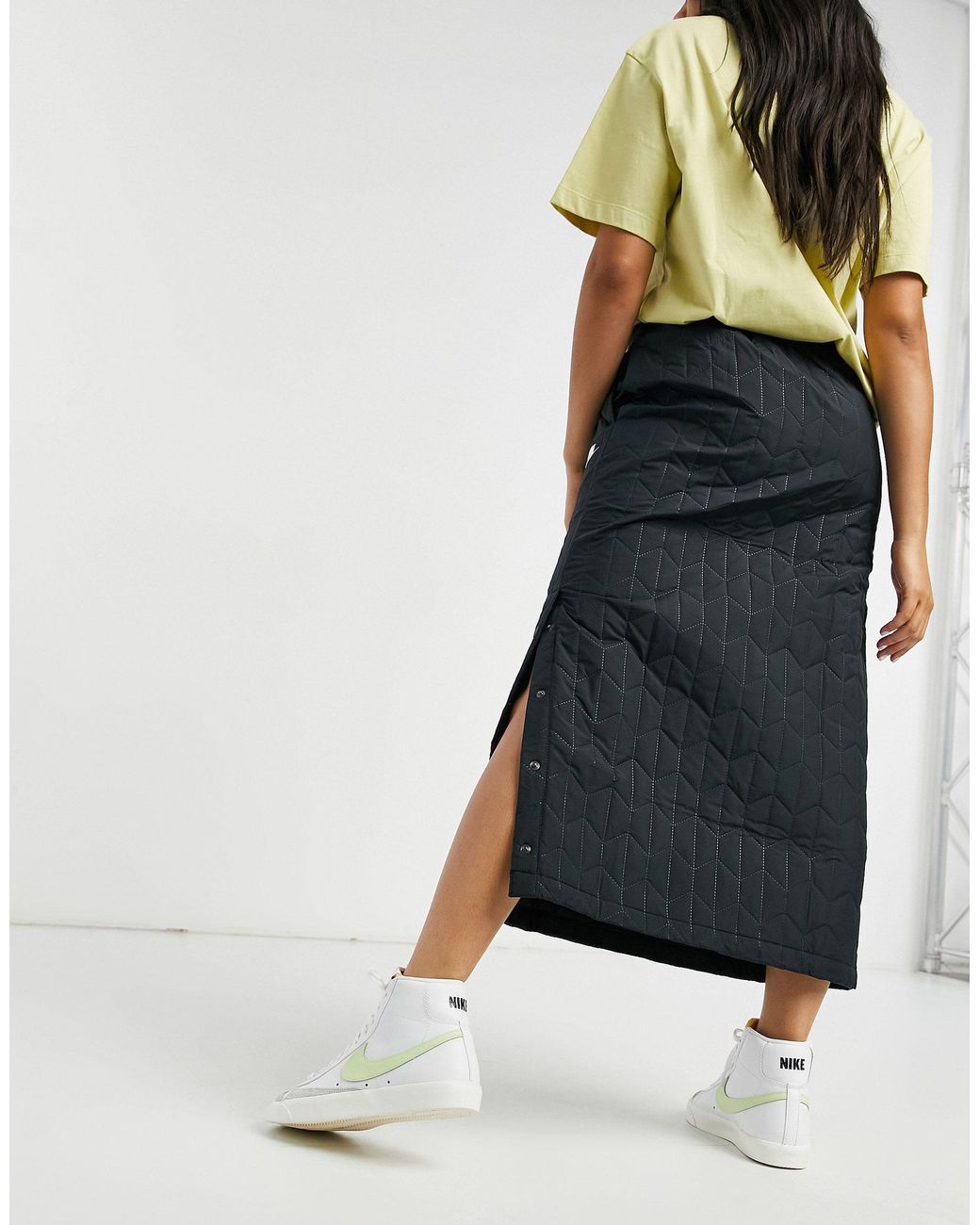 Nike Quilted Long Skirt in Black | Lyst