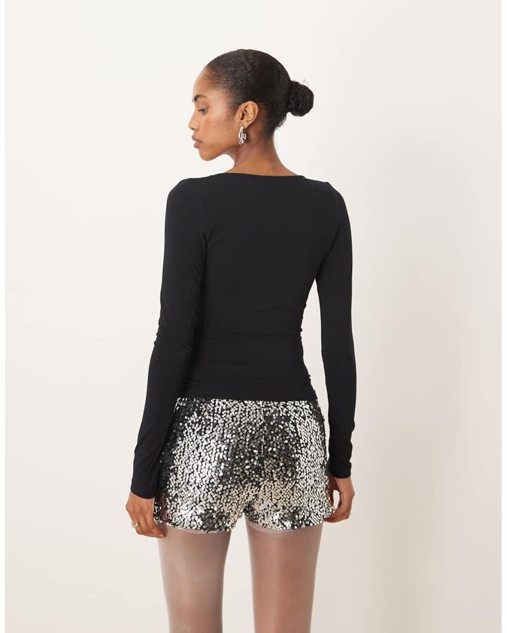 Motel Black Levard Longsleeve V Neck Drape Jersey Top