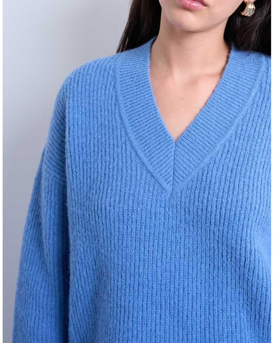 TOPSHOP Blue Knitted V Neck Jumper