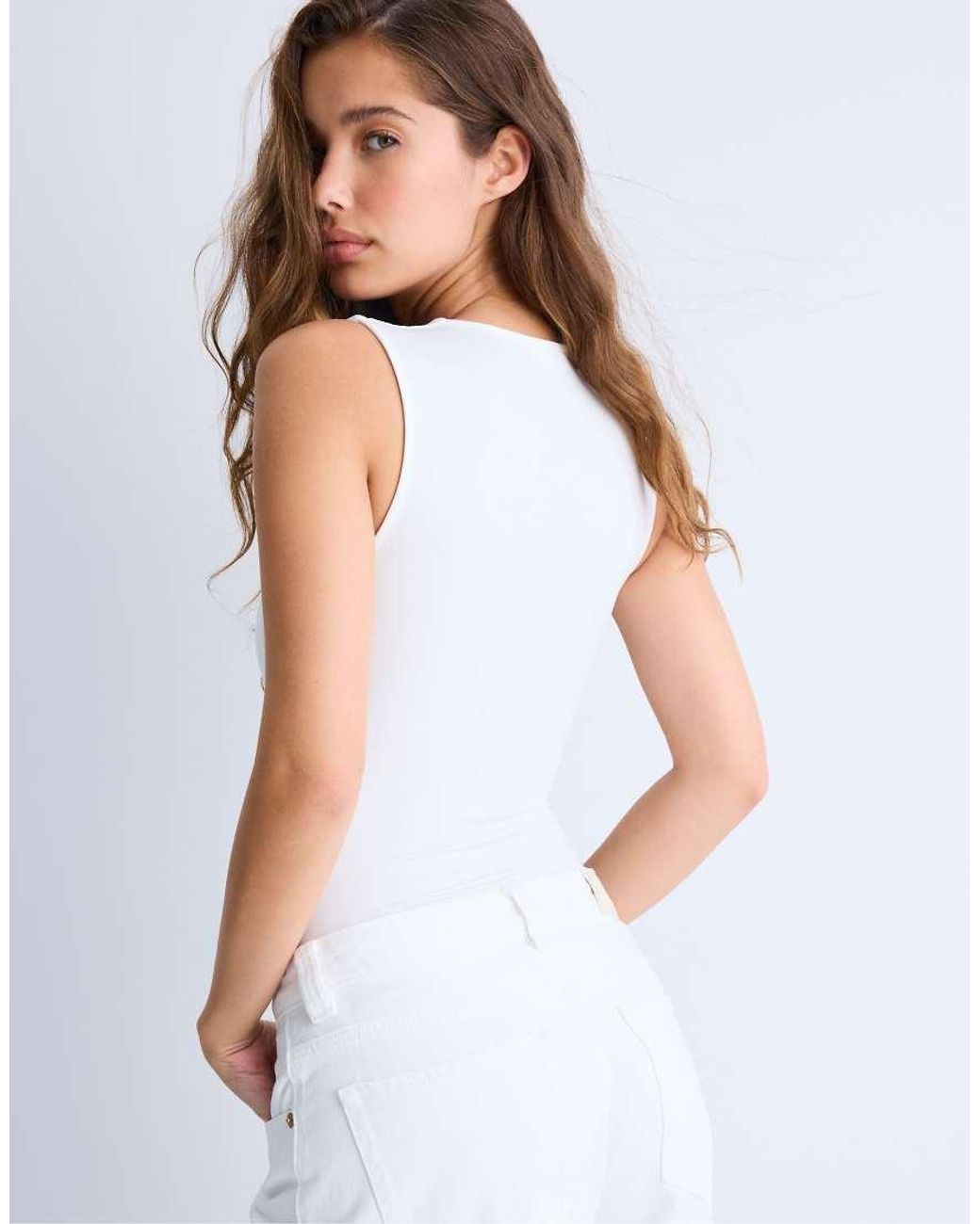 Stradivarius White Square Neck Body