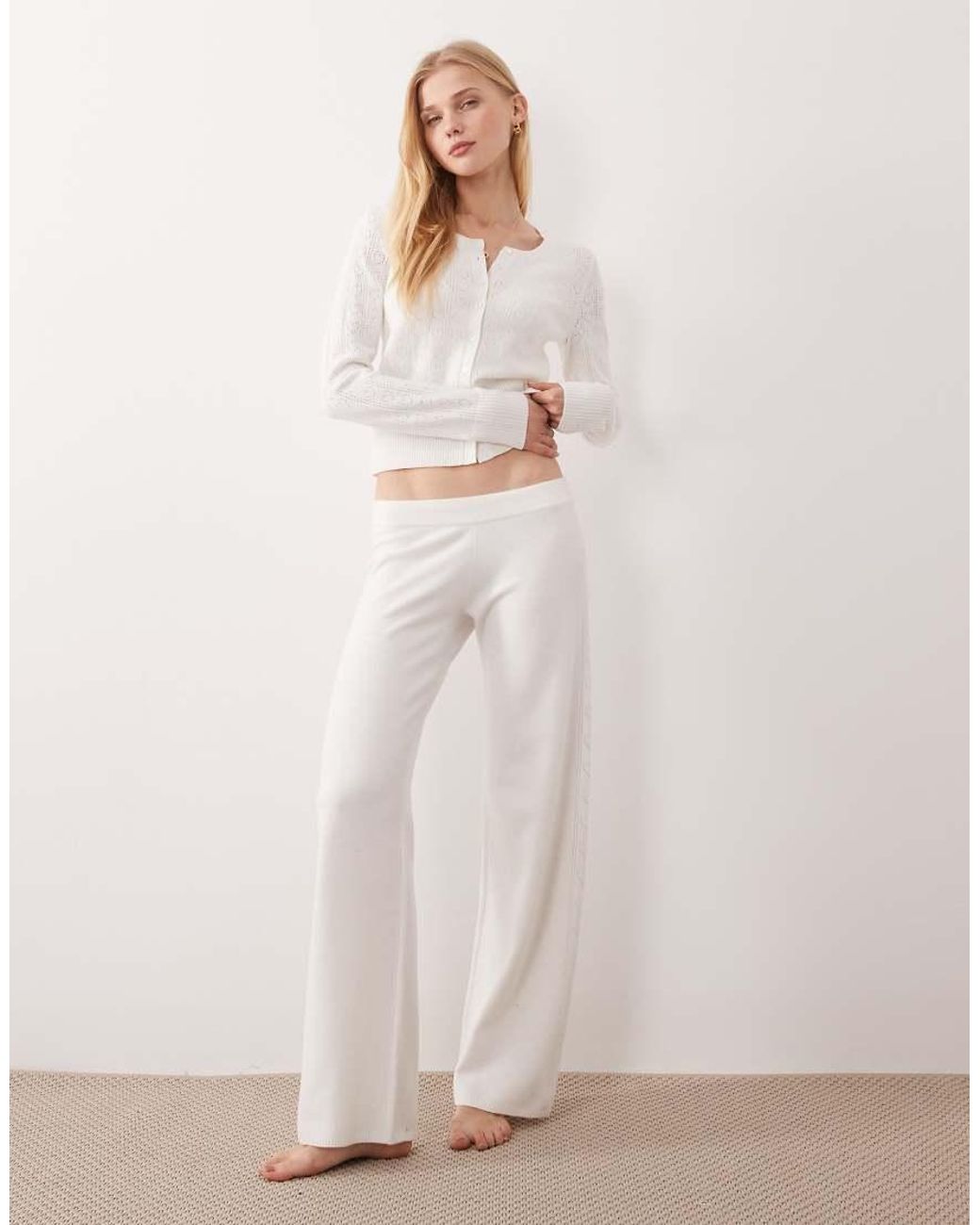 Hollister White Gilly Hicks Sweater Lounge Trousers Co-ord