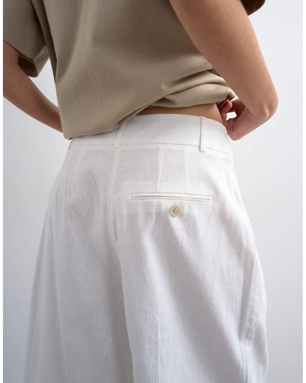 TOPSHOP White Tailored Linen Blend Ovoid Bermuda Shorts