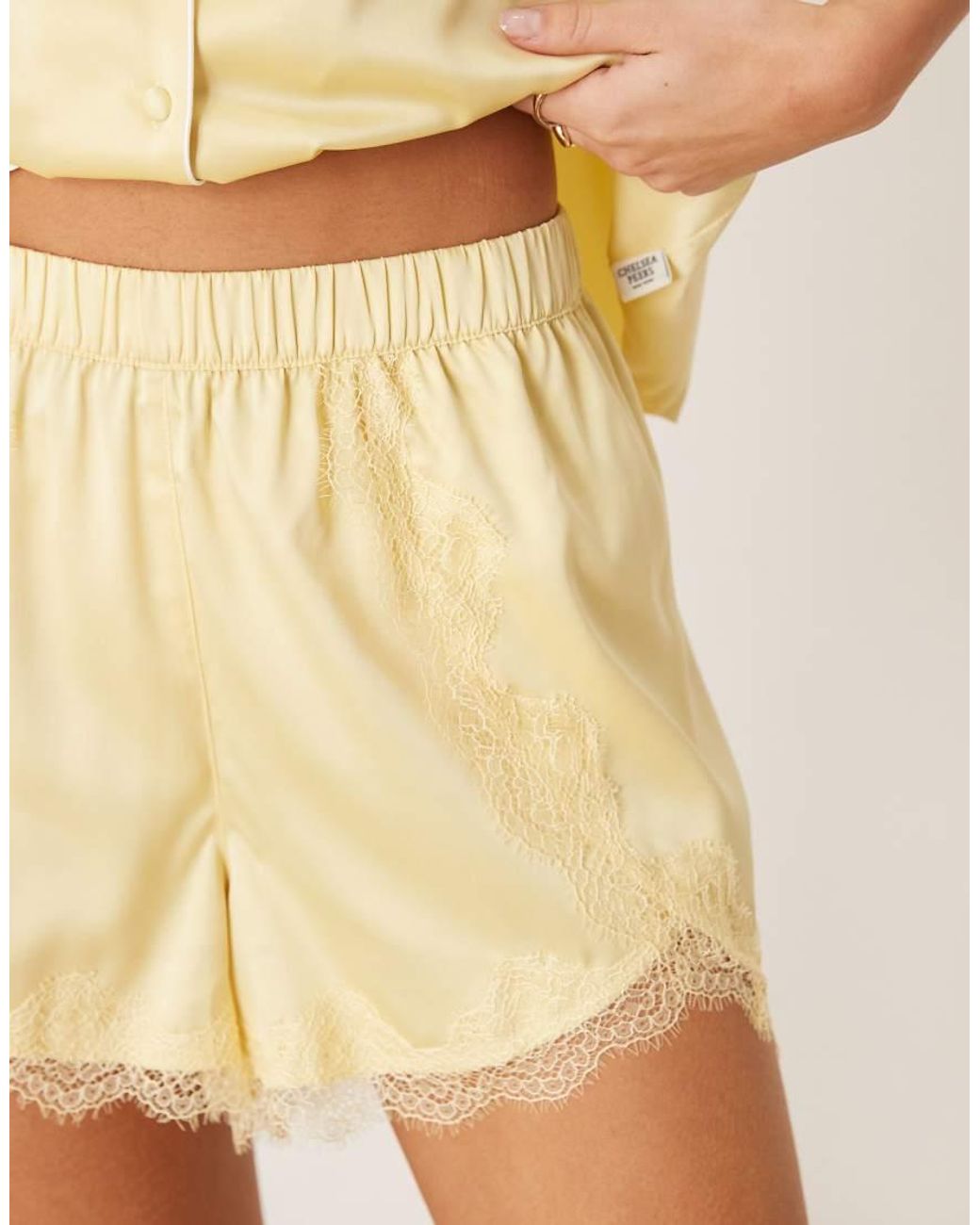 Chelsea Peers Yellow Bridesmaids Satin Button Up Lace Cuff With Tupli Hem Short Nightwear Set