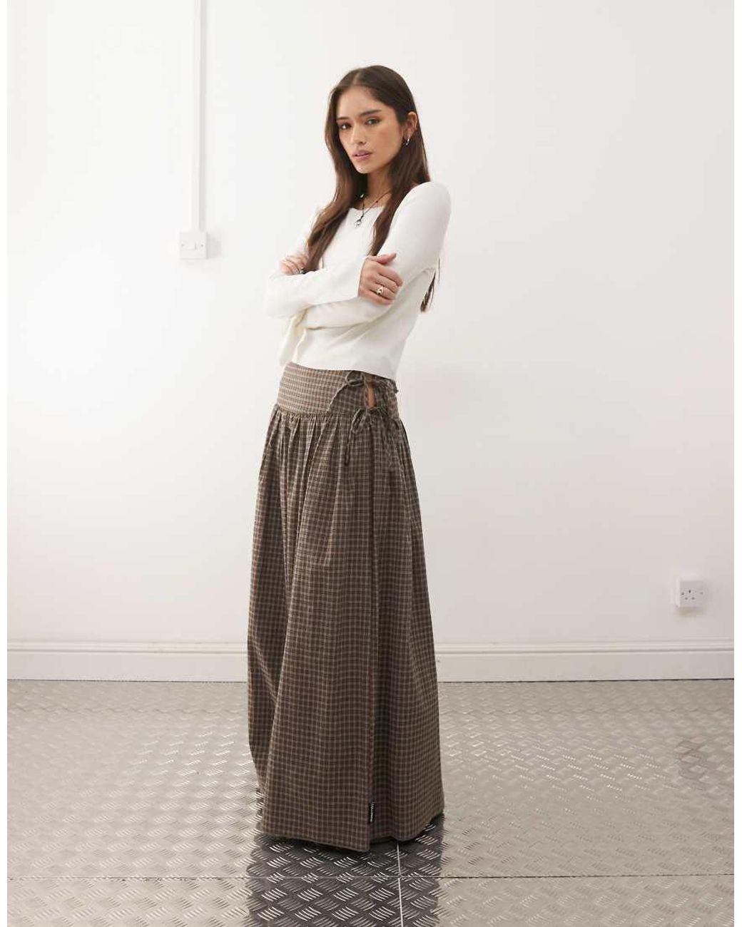 Collusion Natural Dropped Waist Printed Maxi Skirt