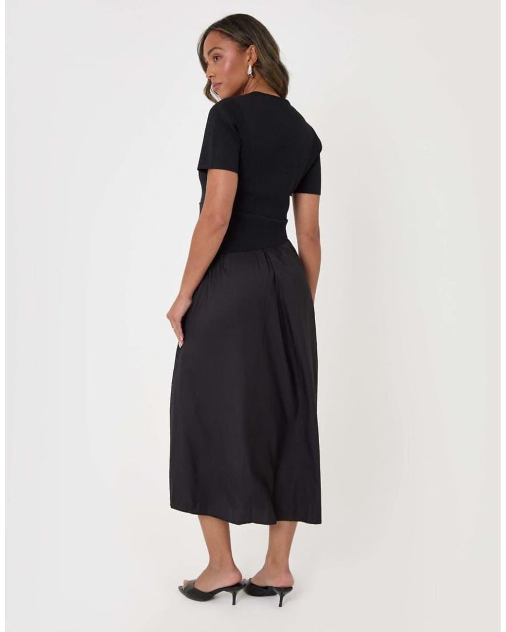 Threadbare Black Threadbare 2