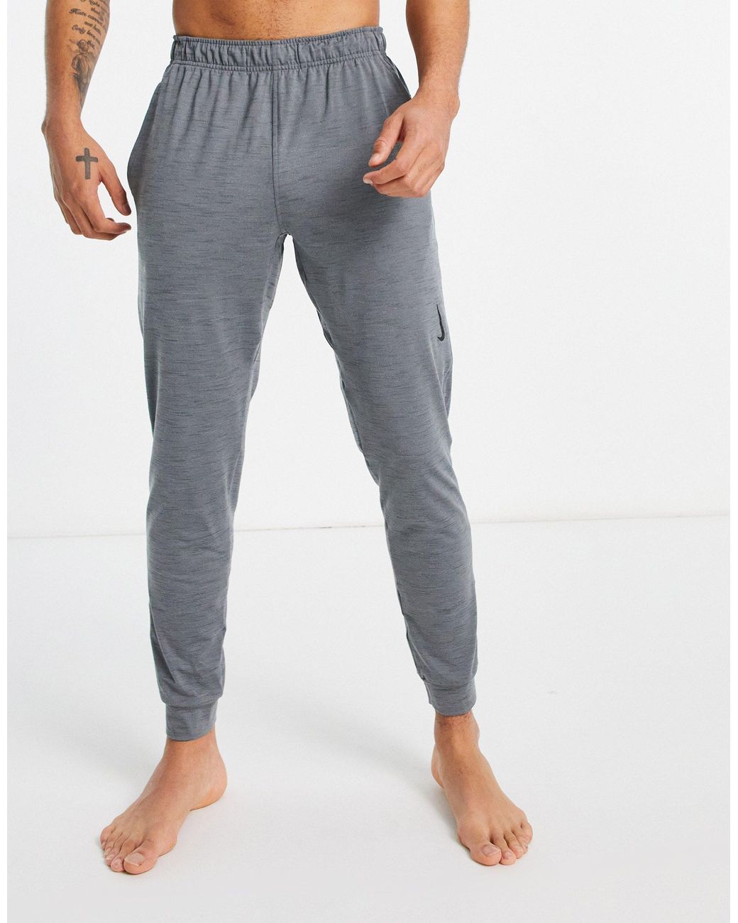 Nike Nike Yoga Hyperdry Fleece joggers in Grey (Gray) for Men - Lyst