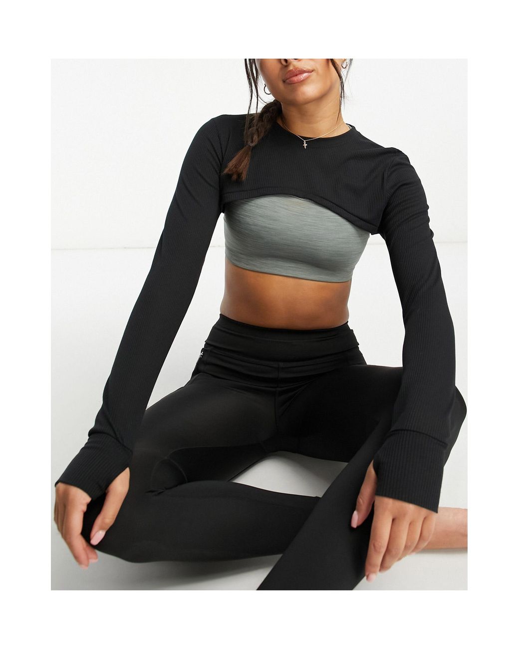 Nike dri fit training shrug hotsell