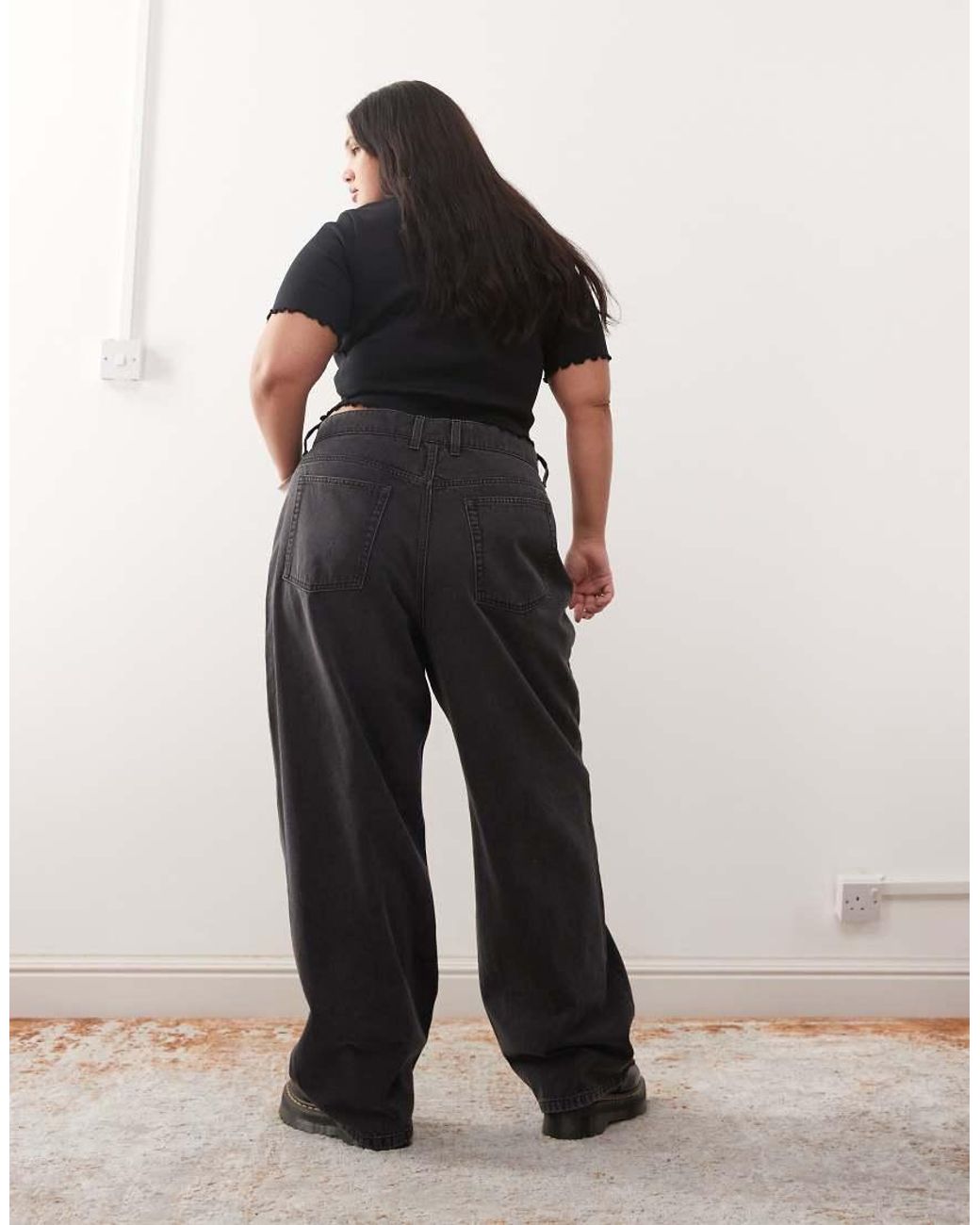 Collusion Black Plus X001 Antifit Mid Rise Jeans