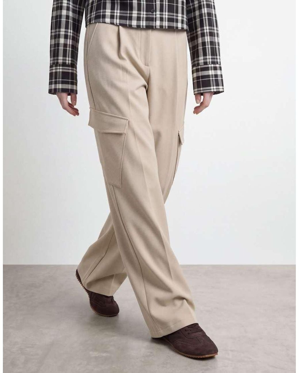 HYPEDROP White Cargo Trousers