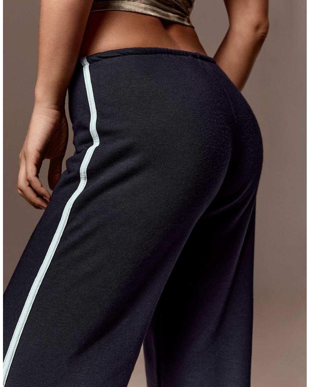 Bershka Black Petite Contrast Side-Stripe Joggers