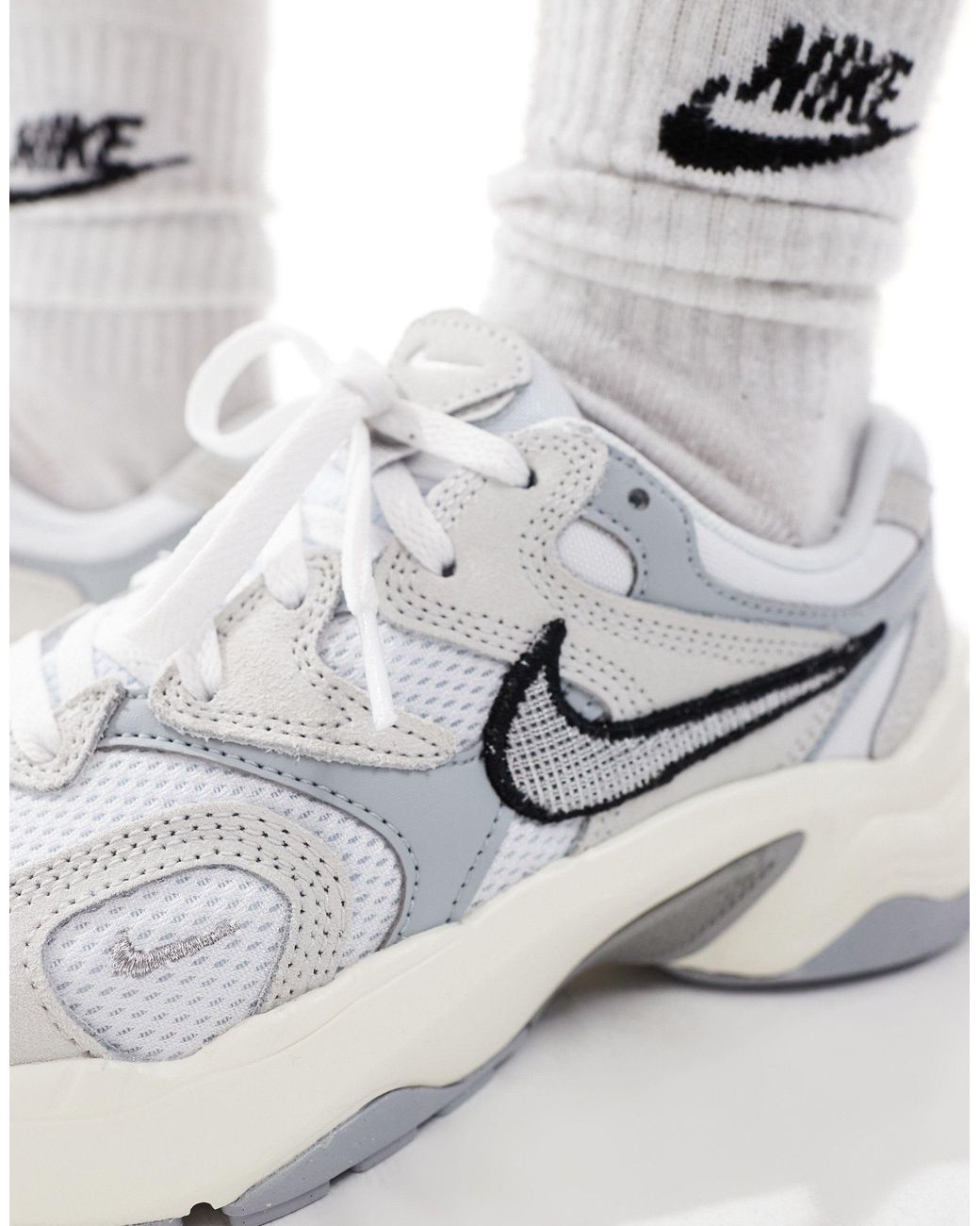 【美品】ナイキ RUN INSPO AL8 Nike Al8 Run Inspo Trainers in White | Lyst