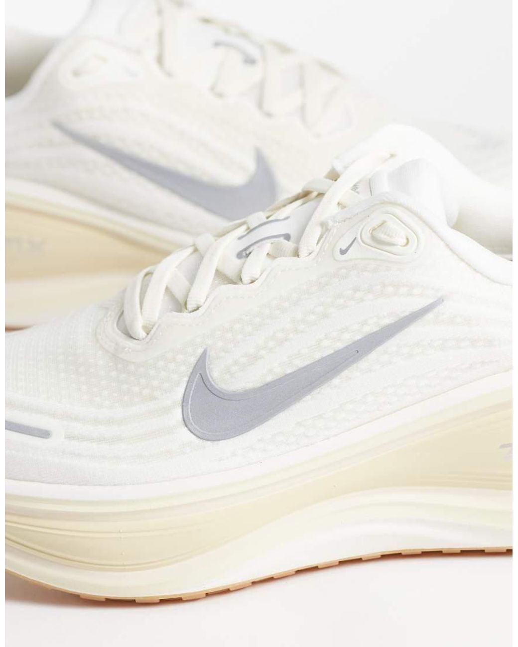Nike White Vomero Plus Trainers for men