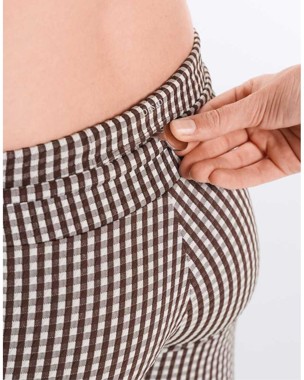 Oysho Brown Comfortlux High-Rise 10Cm Gingham Hot Pants