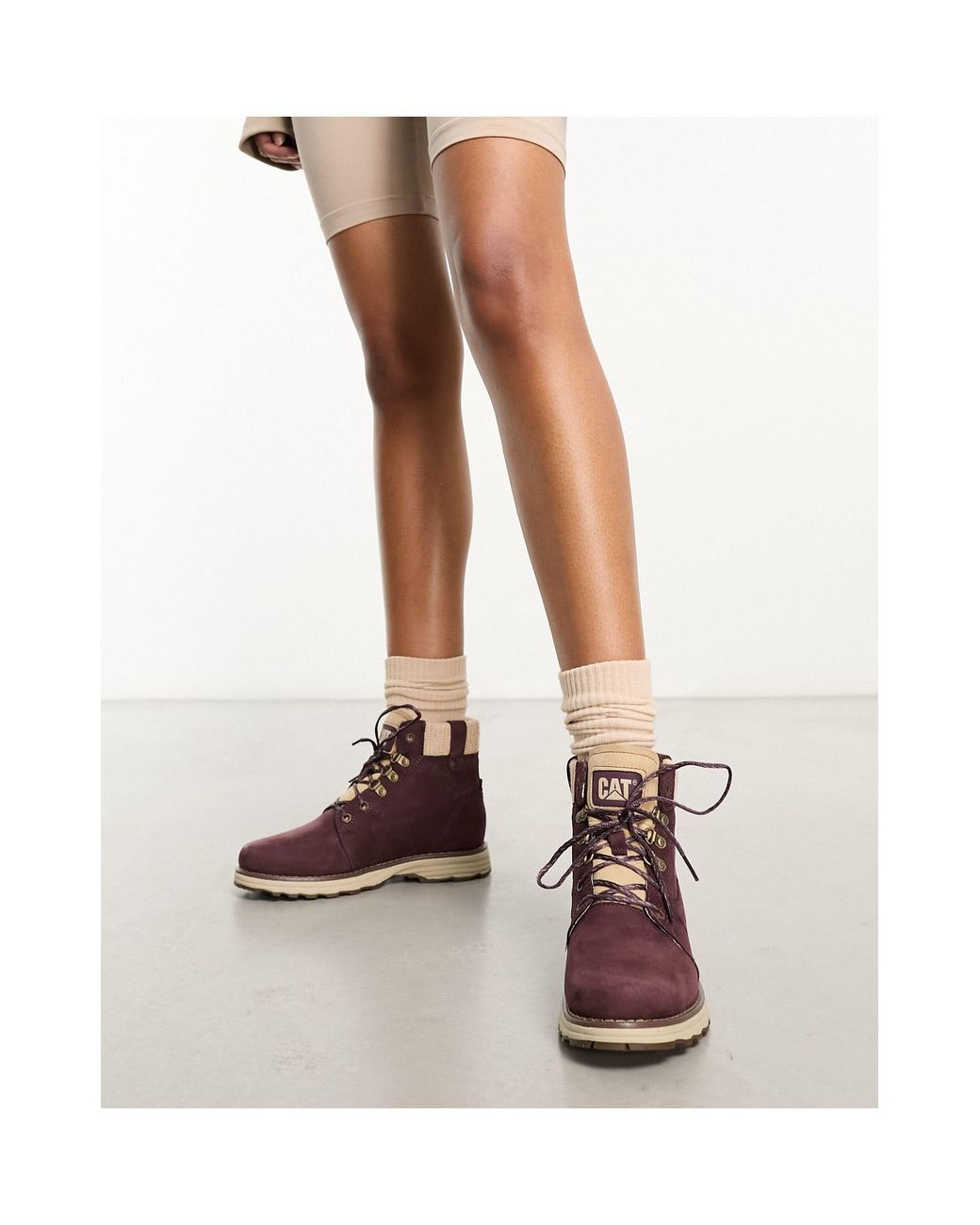 Red caterpillar clearance boots