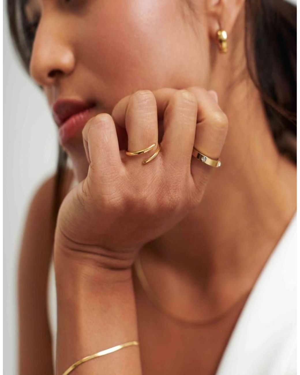 D.Louise Metallic Waterproof Classic Claw Ring – Tarnish-Free