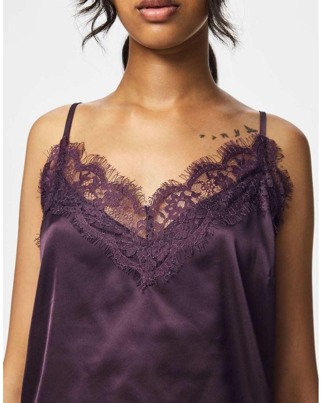 Pieces Purple Nomi Satin Long Line Fit V-neck Sleeveless Top