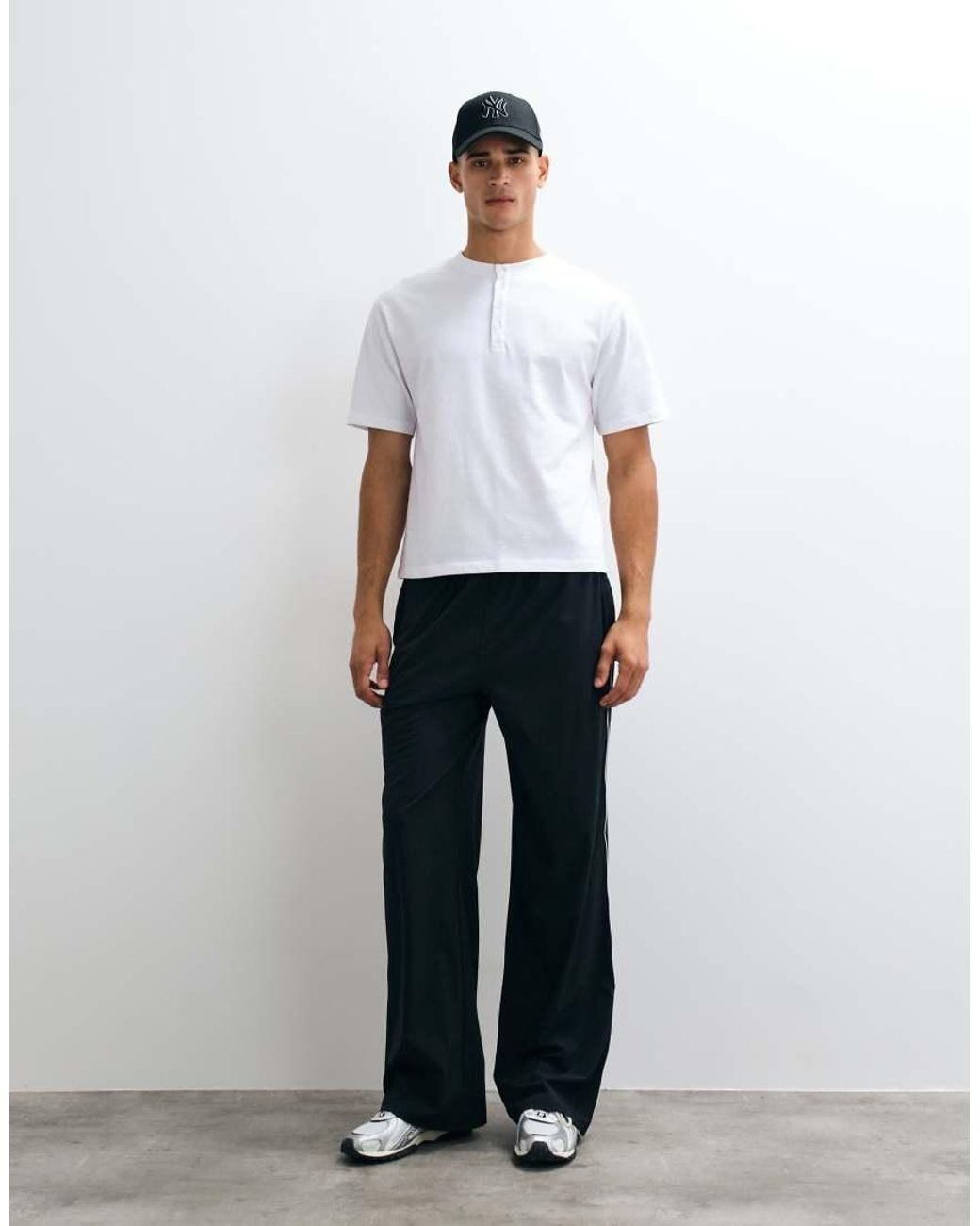 4505 White Woven Track joggers With Side Stripe And Zip Pockets for men